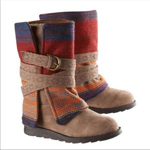 Muk Luk Boots size 7